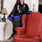 Genivieve in 'The Real Deal'