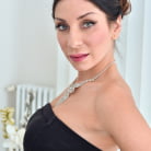 Rachel Evans in 'Classic Beauty'