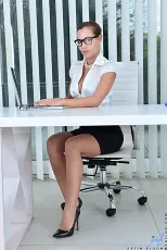 Satin Bloom - Office Masturbation | Picture (1)