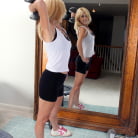 Skowshi in 'Sexy Workout'