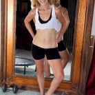 Skowshi in 'Sexy Workout'