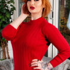 Zara Durose in 'Cumming For You'